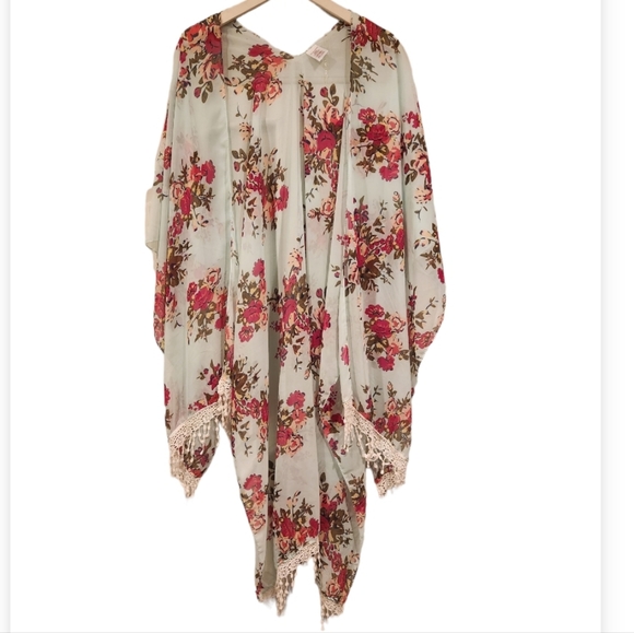 Open sides wrap kimo style boho chic floral crochet coverup - Picture 2 of 7